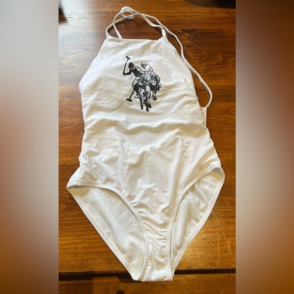 Bathing suits!! All size medium!! - Picture 8 of 8